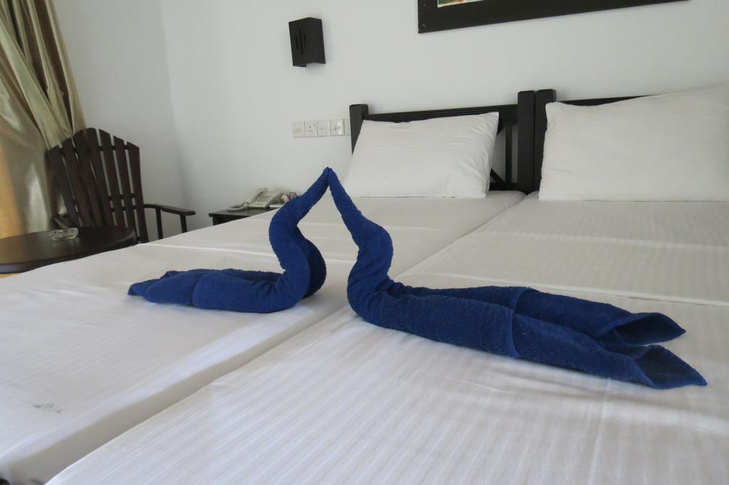 Scandinavia Hotel Hikkaduwa Rum bild
